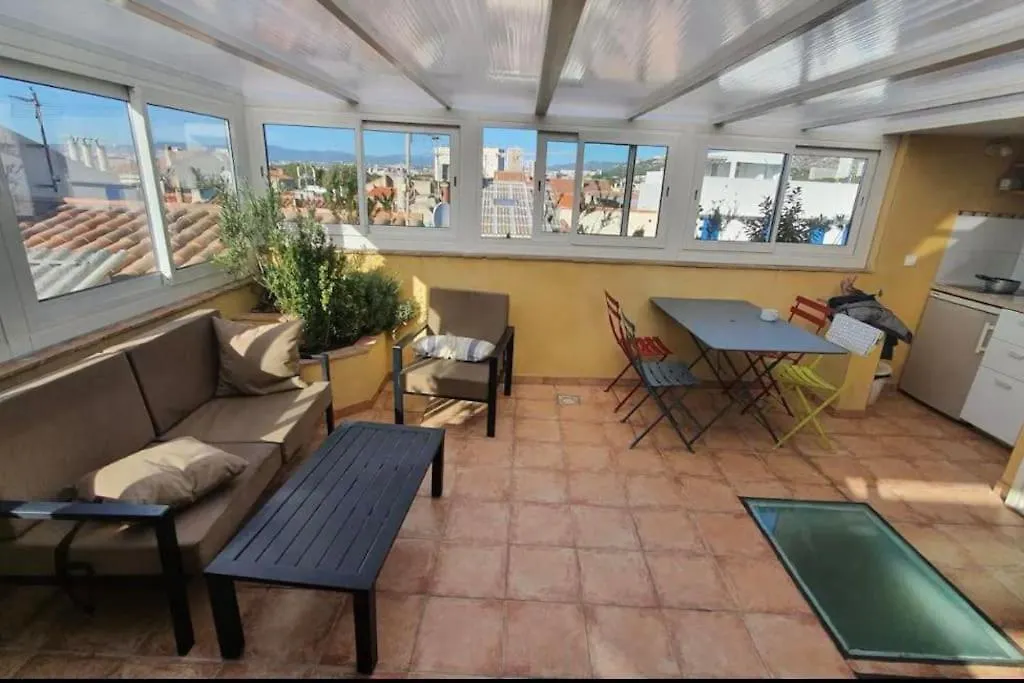 Appartement World Hostel Condo Rooftop Veranda Terrace Marseille